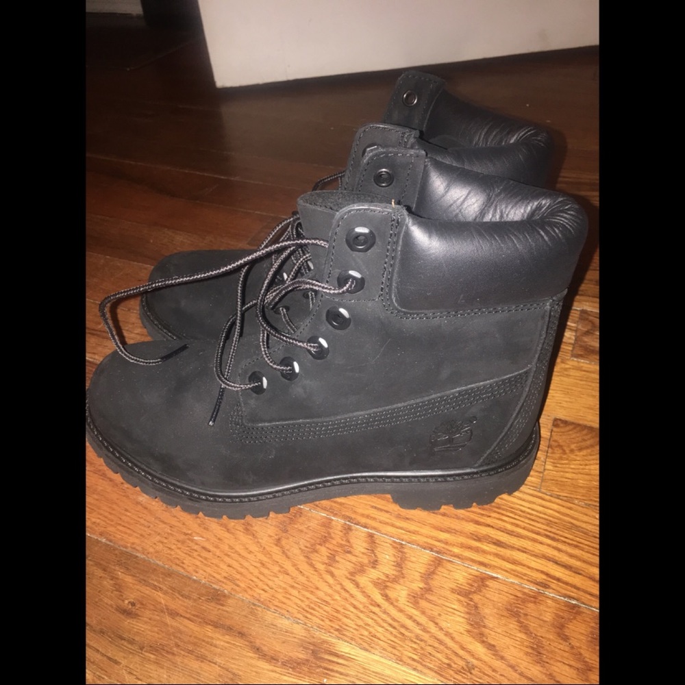 Brand new black timberlands!